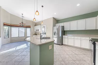 1917 E Orchid Lane, Green Valley, AZ 85614 - Photo 5