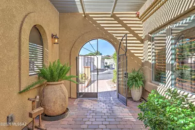 8340 N Lee Trevino Drive, Tucson, AZ 85742 - Photo 9