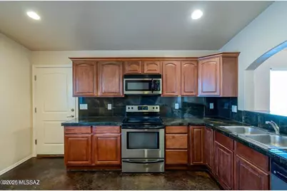 1133 E Hedrick Drive, Tucson, AZ 85719 - Photo 17