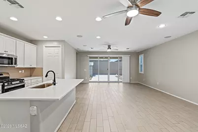 12101 E Ryscott Circle, Vail, AZ 85641 - Photo 7