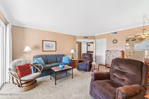 326 N Calle Del Chancero, Green Valley, AZ 85614 - Photo 13