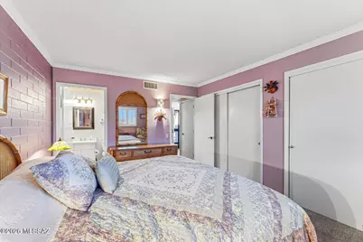 326 N Calle Del Chancero, Green Valley, AZ 85614 - Photo 17