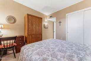 326 N Calle Del Chancero, Green Valley, AZ 85614 - Photo 21