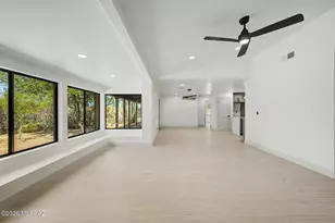 1514 E Lind Rd, Tucson, AZ 85719 - Photo 9