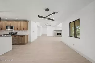 1514 E Lind Rd, Tucson, AZ 85719 - Photo 11