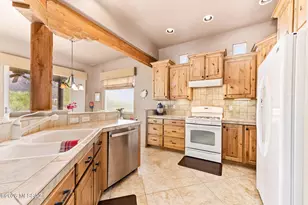 3081 S Three D, Tucson, AZ 85713 - Photo 9