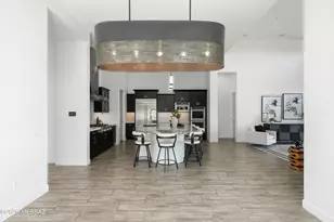 1915 Tortolita Mountain Cir, Oro Valley, AZ 85755 - Photo 17