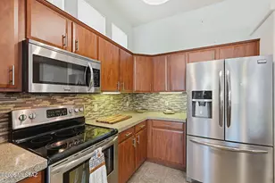 1894 W Amblemorn Dr, Green Valley, AZ 85622 - Photo 15