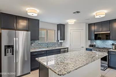 10512 W Harrigan Drive, Marana, AZ 85653 - Photo 7