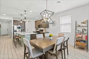 10678 W Harrigan Dr, Marana, AZ 85653 - Photo 13