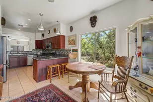 1137 S Speckled Stone Way, Tucson, AZ 85710 - Photo 9