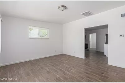 208 E 28th Street, Tucson, AZ 85713 - Photo 5