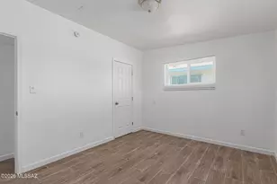 208 E 28th St, Tucson, AZ 85713 - Photo 13