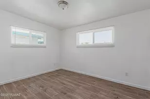 208 E 28th St, Tucson, AZ 85713 - Photo 11