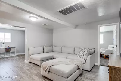 5847 E 28th Street, Tucson, AZ 85711 - Photo 7