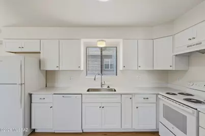 1136-1152 E Hedrick Drive, Tucson, AZ 85719 - Photo 11