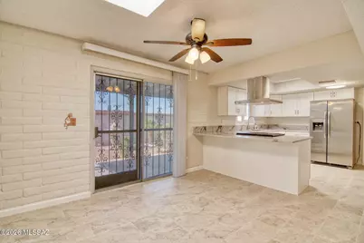 9842 E Sellarole Road, Tucson, AZ 85730 - Photo 13