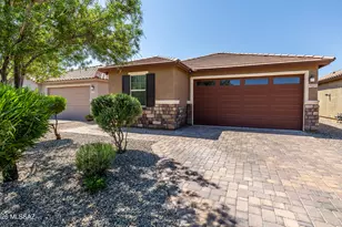 8635 N Rome Ct, Tucson, AZ 85742 - Photo 1