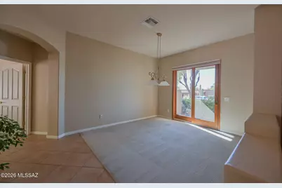 8191 E Crestwood Drive, Tucson, AZ 85750 - Photo 9