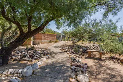 6315 N Calle Del Caballo, Tucson, AZ 85718 - Photo 35