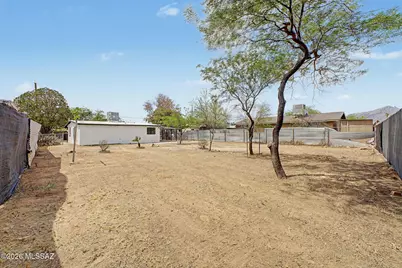 2724 N Eastgate Drive, Tucson, AZ 85712 - Photo 29