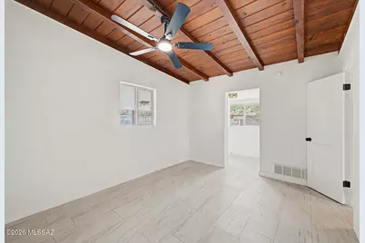 2724 N Eastgate Drive, Tucson, AZ 85712 - Photo 17