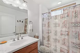 964 W Bosch Dr, Green Valley, AZ 85614 - Photo 35