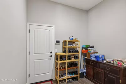 5427 W Windmill Farm Drive, Tucson, AZ 85742 - Photo 13
