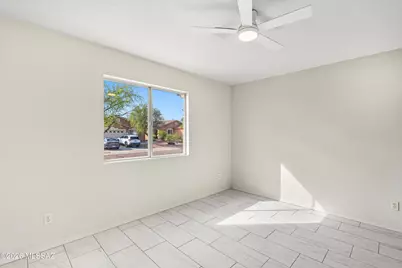2202 W Burlwood Way, Tucson, AZ 85745 - Photo 25