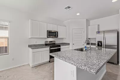 13518 N Nicholas Court, Marana, AZ 85653 - Photo 9