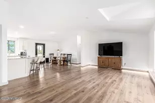 11103 W Panther Peak Dr, Tucson, AZ 85743 - Photo 9