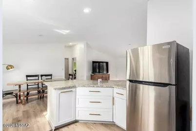 11103 W Panther Peak Drive, Tucson, AZ 85743 - Photo 11