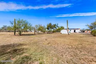 11103 W Panther Peak Dr, Tucson, AZ 85743 - Photo 29