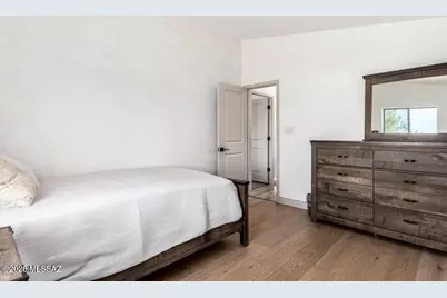 11103 W Panther Peak Drive, Tucson, AZ 85743 - Photo 21