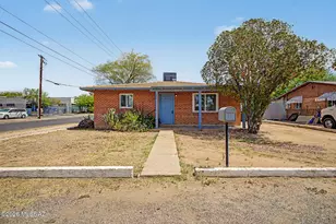 972 N Chrysler Dr, Tucson, AZ 85716 - Photo 1