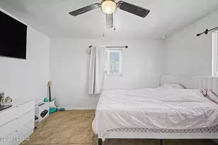 972 N Chrysler Dr, Tucson, AZ 85716 - Photo 11