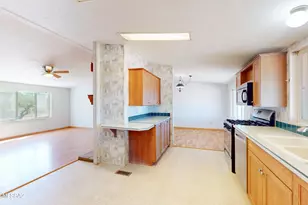 9054 W Snyder Hill Rd, Tucson, AZ 85735 - Photo 11