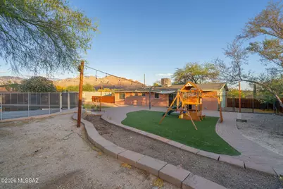 9981 N Calle Solano, Tucson, AZ 85737 - Photo 33