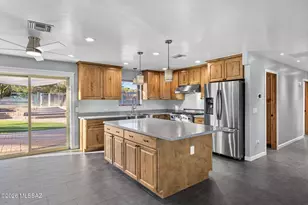 9981 N Calle Solano, Tucson, AZ 85737 - Photo 11