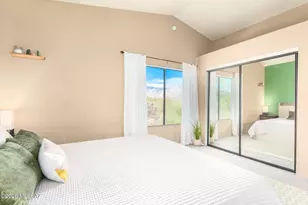 10472 N Fair Mountain Dr, Tucson, AZ 85737 - Photo 15