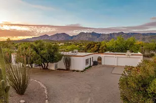 8241 E Camino Herradura, Tucson, AZ 85750 - Photo 3