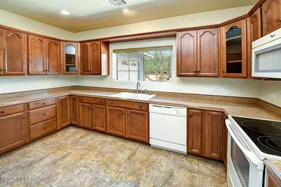 3447 N Olsen Avenue, Tucson, AZ 85719 - Photo 9