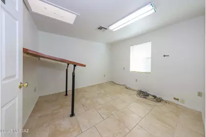 125 E Flores Street, Tucson, AZ 85705 - Photo 17