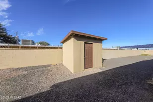 125 E Flores St, Tucson, AZ 85705 - Photo 37