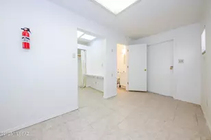 125 E Flores St, Tucson, AZ 85705 - Photo 27