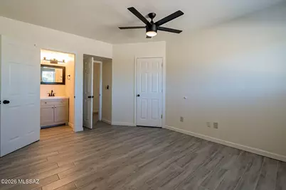 49 E Adams Street, Tucson, AZ 85705 - Photo 13