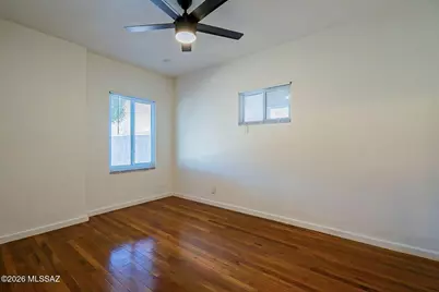 49 E Adams Street, Tucson, AZ 85705 - Photo 17