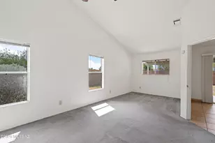 10488 E Overland Ridge, Tucson, AZ 85730 - Photo 13