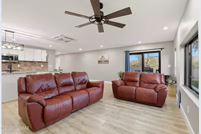 12490 N La CaÃ±ada Drive, Oro Valley, AZ 85755 - Photo 11