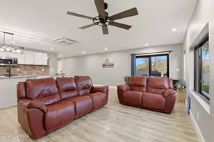 12490 N La CaÃ±ada Dr, Oro Valley, AZ 85755 - Photo 11